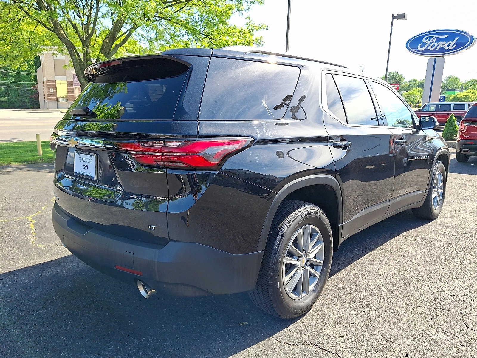Used 2023 Chevrolet Traverse LT AWD/4WD image 6