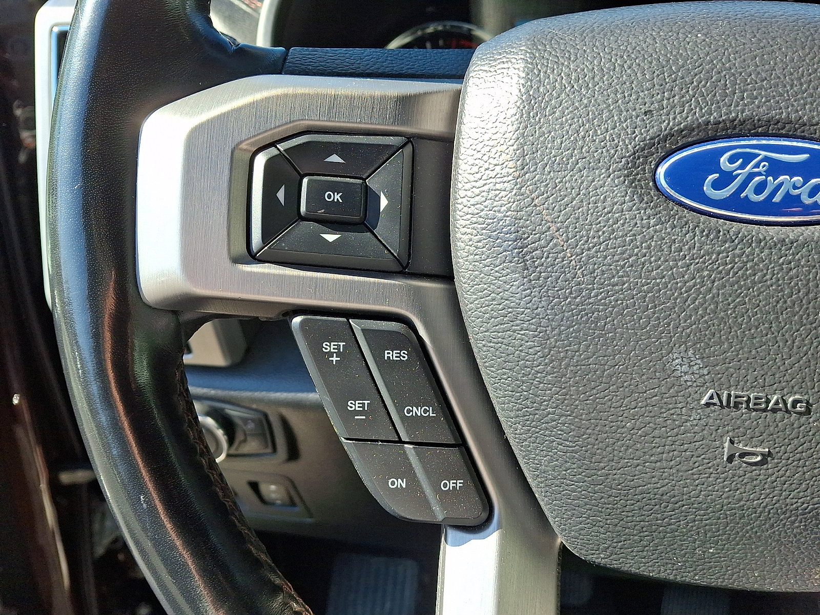 Certified 2019 Ford F150 Platinum AWD/4WD image 22