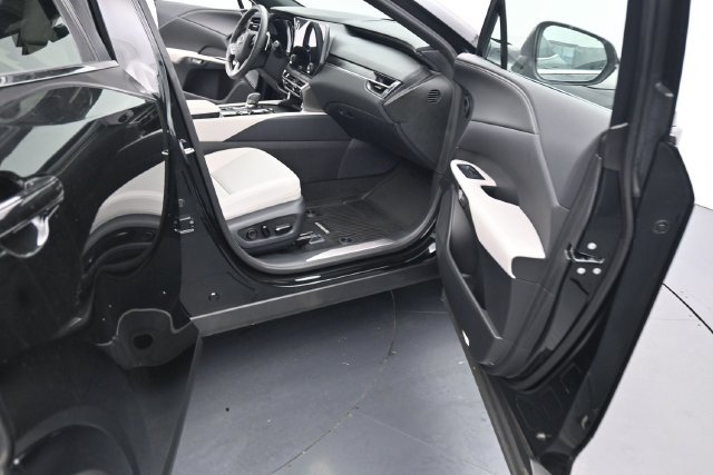 Used 2025 Lexus RX 350 Premium w/ Accessory Package AWD/4WD image 14