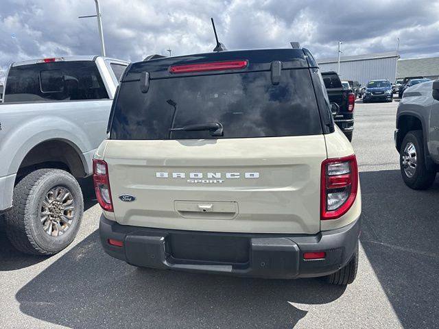 Certified 2025 Ford Bronco Sport Outer Banks w/ Outer Banks Tech Package+ AWD/4WD image 7