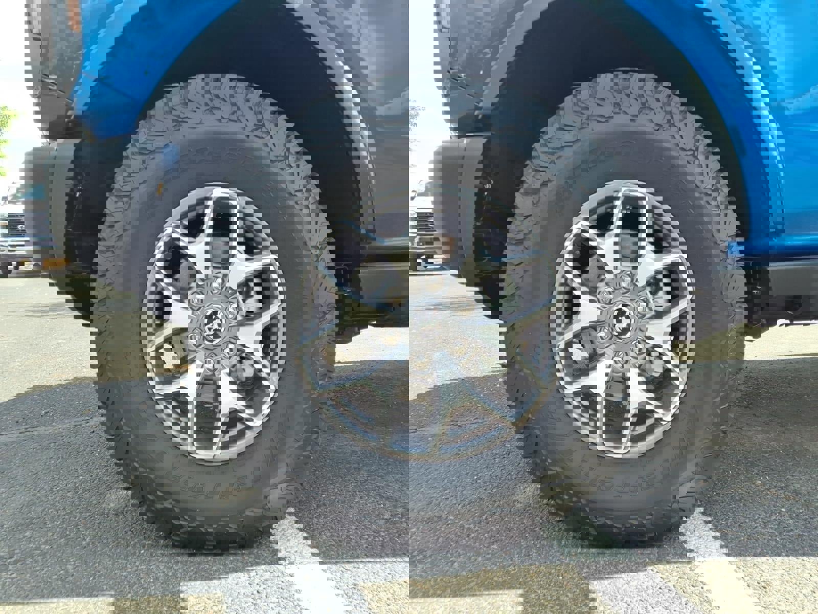 Certified 2025 Ford Bronco Badlands image 9