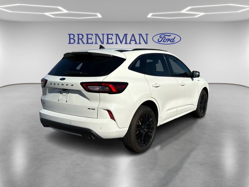 Certified 2023 Ford Escape ST-Line Elite image 5