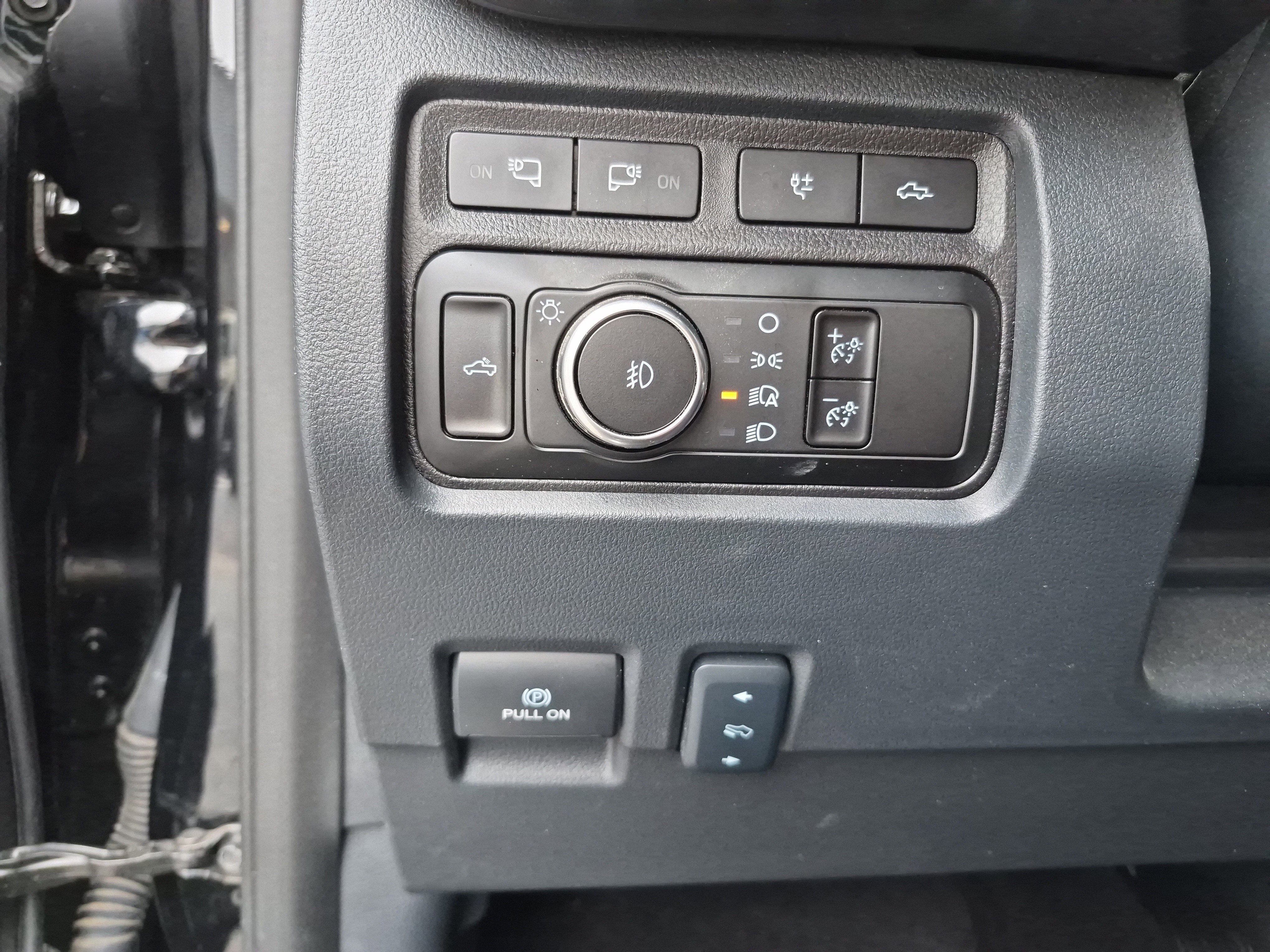 Certified 2024 Ford F250 Platinum w/ Tremor Off-Road Package image 27