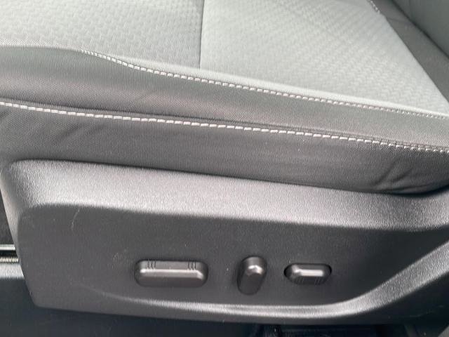 Certified 2017 Ford C-MAX Energi SE FWD image 11