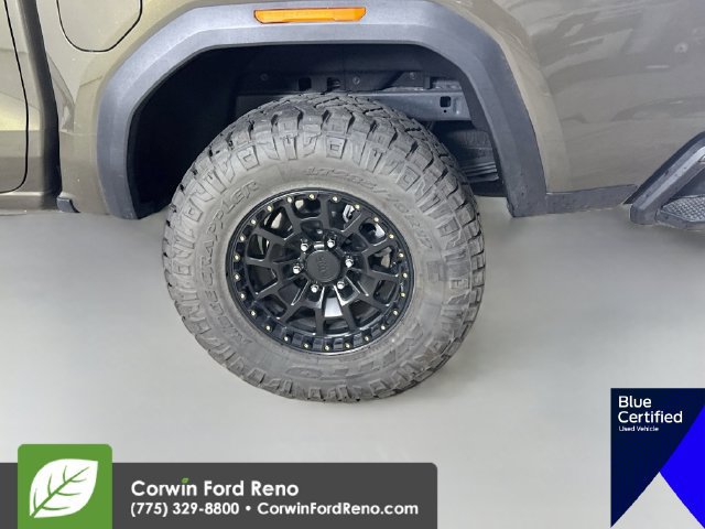 Used 2025 GMC Canyon AT4 AWD/4WD image 33