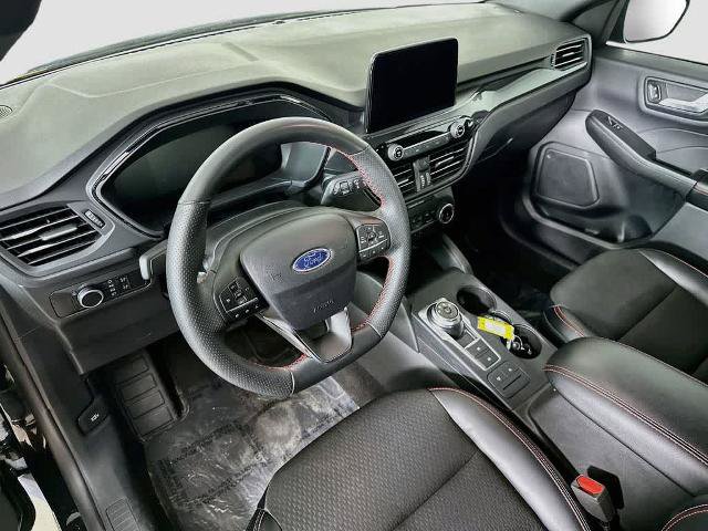 Certified 2025 Ford Escape ST-Line FWD image 2
