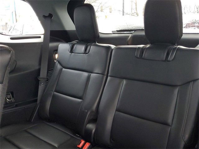 Certified 2022 Ford Explorer XLT w/ Equipment Group 202A image 27