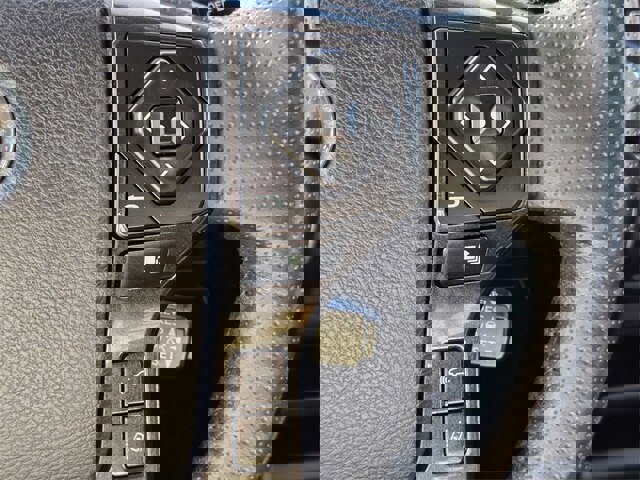 Used 2023 Toyota 4Runner TRD Off-Road Premium image 18