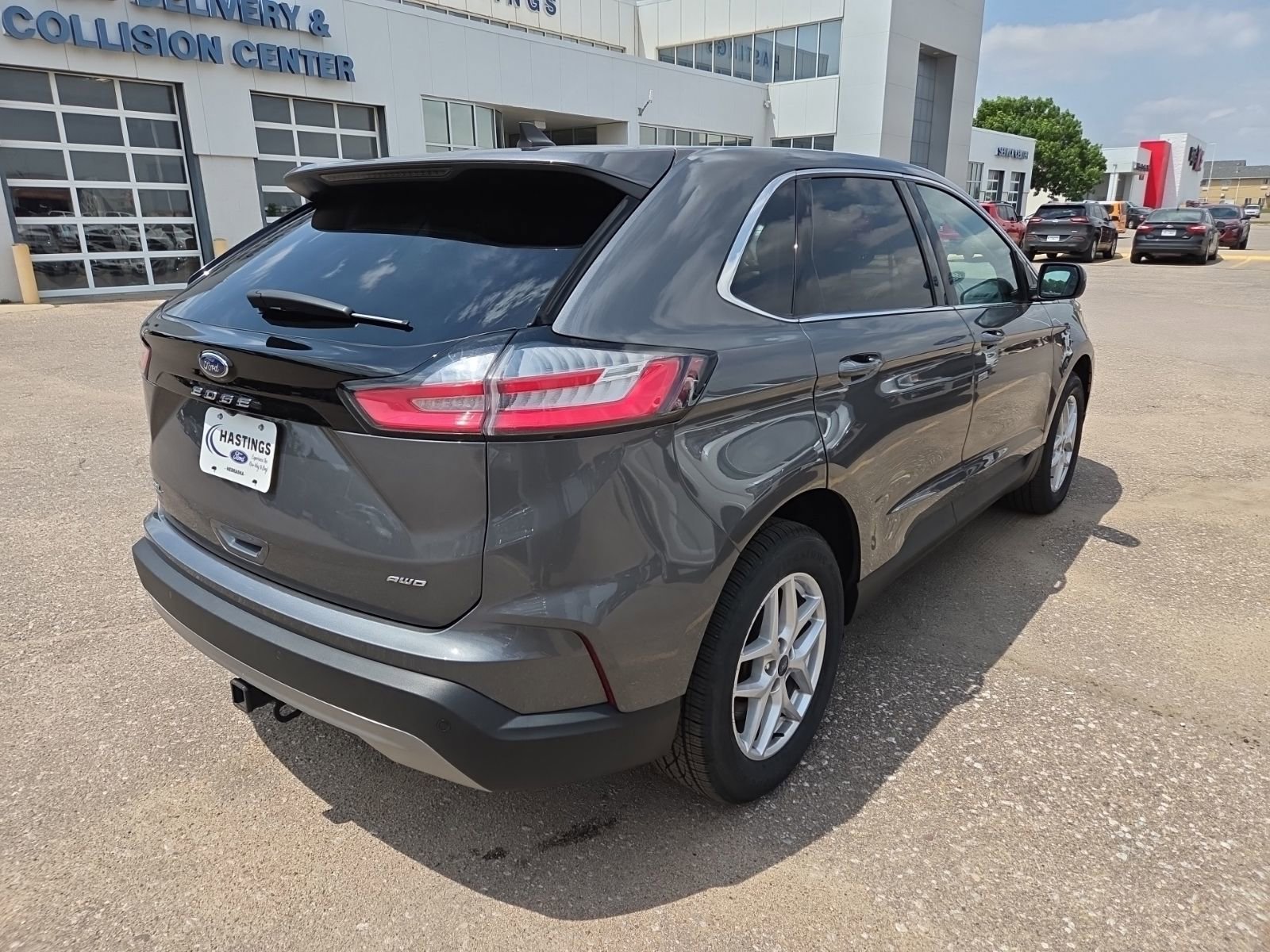 Certified 2022 Ford Edge SEL w/ Convenience Package AWD/4WD image 11