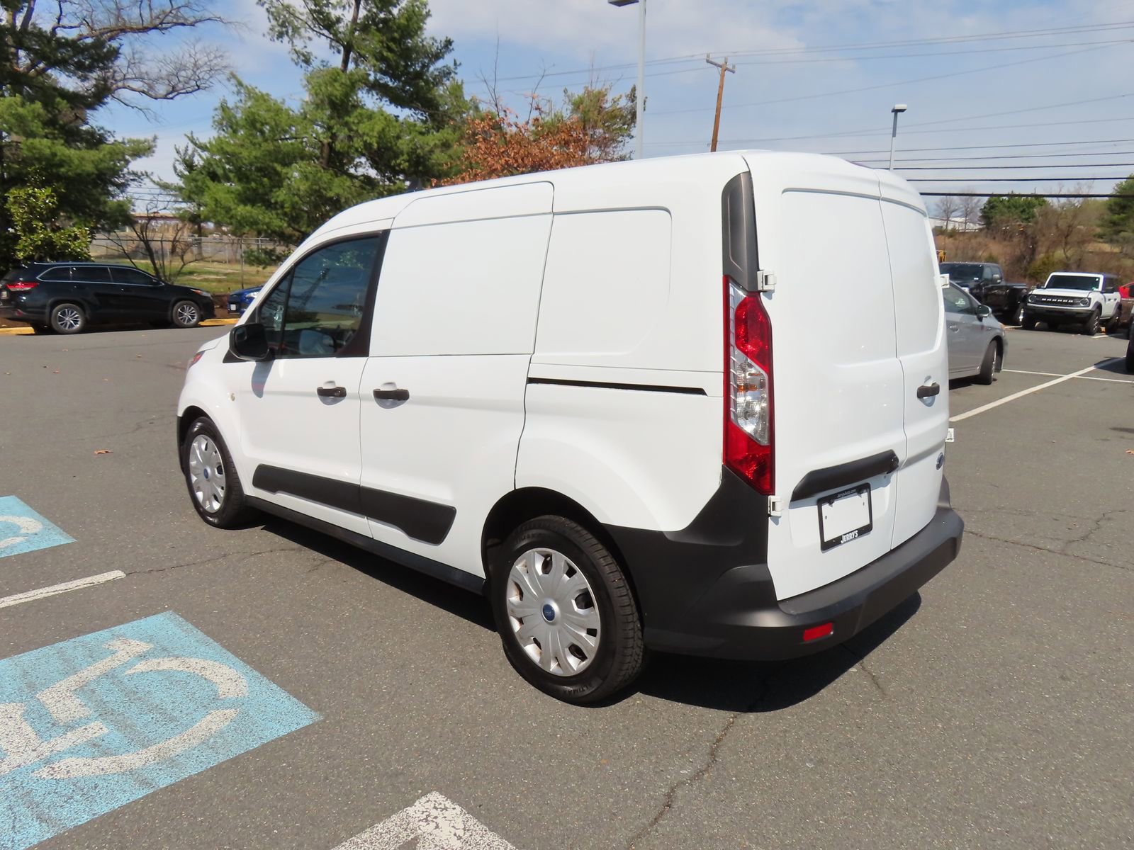 Certified 2020 Ford Transit Connect XL image 4