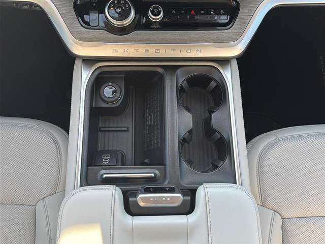 Certified 2025 Ford Expedition Max Platinum AWD/4WD image 27