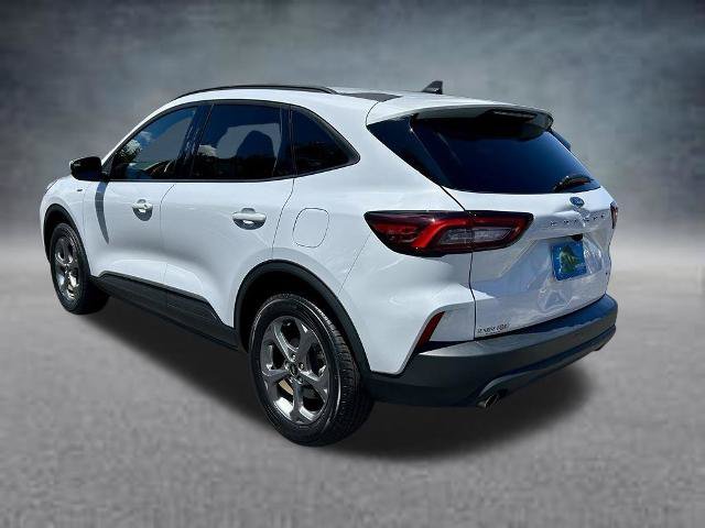 Certified 2025 Ford Escape ST-Line Select AWD/4WD image 8