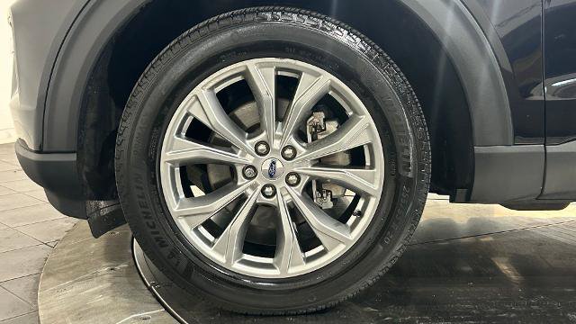 Certified 2023 Ford Explorer XLT w/ Equipment Group 202A AWD/4WD image 26