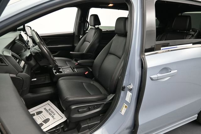 Used 2025 Honda Odyssey Sport-L image 11