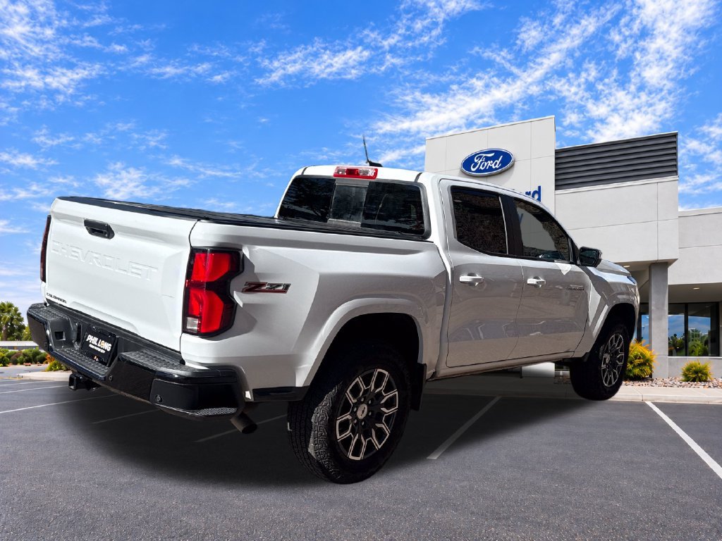 Used 2024 Chevrolet Colorado Z71 w/ Z71 Convenience Package 2 AWD/4WD image 8