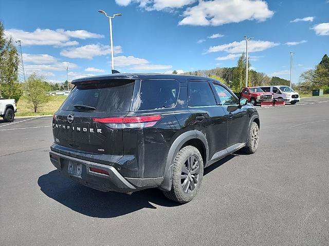 Used 2022 Nissan Pathfinder S AWD/4WD image 5