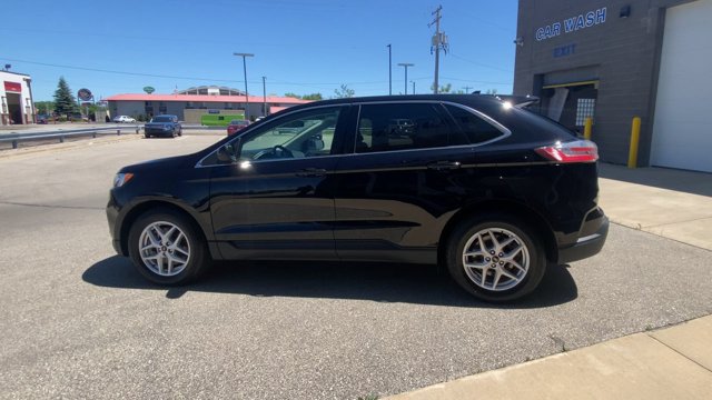 Certified 2024 Ford Edge SEL w/ Convenience Package AWD/4WD image 7