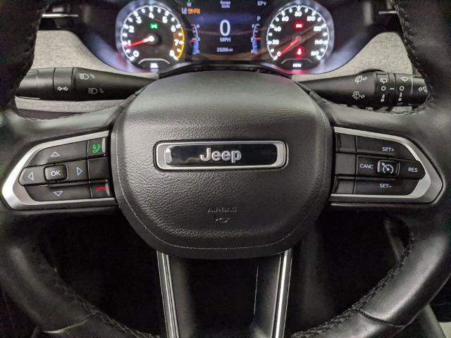 Used 2022 Jeep Compass Latitude AWD/4WD image 11