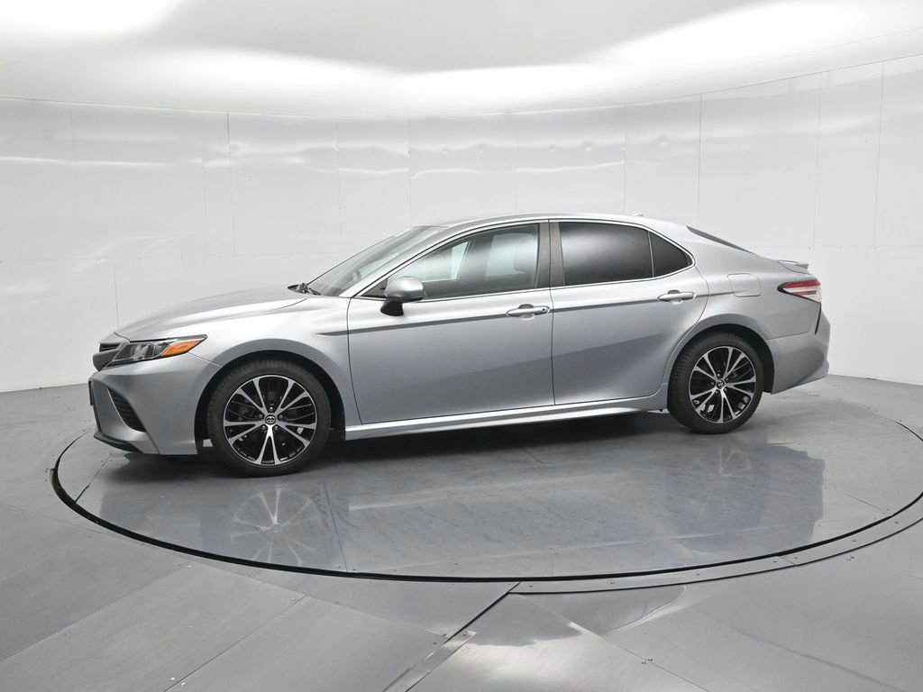 Used 2020 Toyota Camry SE image 23