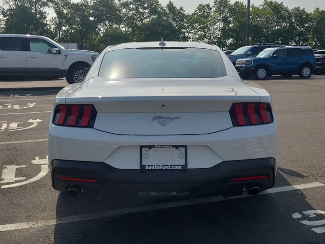 Certified 2025 Ford Mustang Coupe RWD image 6