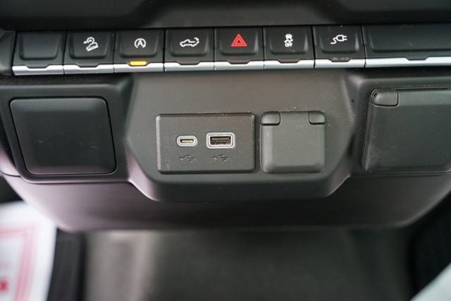 Used 2022 Chevrolet Silverado 1500 Custom Trail Boss AWD/4WD image 14