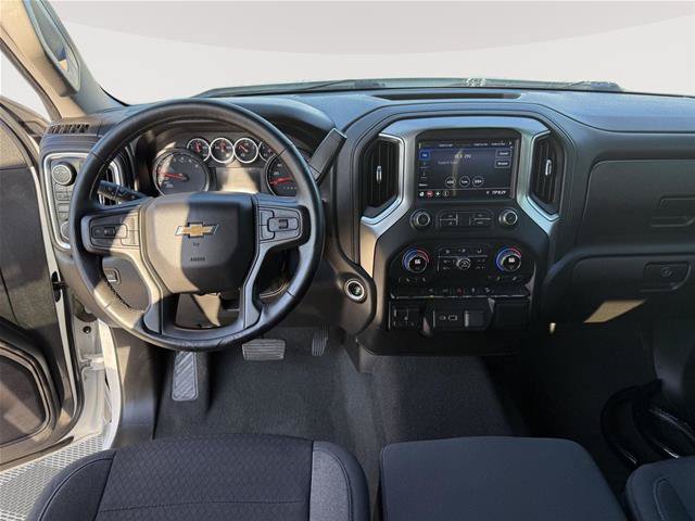 Used 2021 Chevrolet Silverado 1500 LT w/ Z71 Off-Road Package AWD/4WD image 20