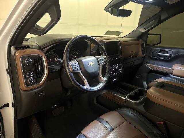 Used 2021 Chevrolet Silverado 1500 High Country w/ Technology Package RWD image 6