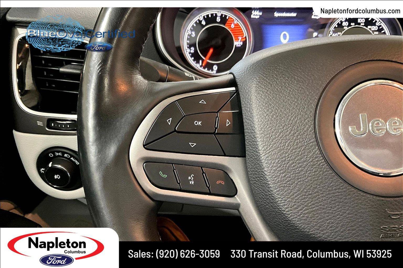 Used 2019 Jeep Cherokee Limited w/ Luxury Group AWD/4WD image 19