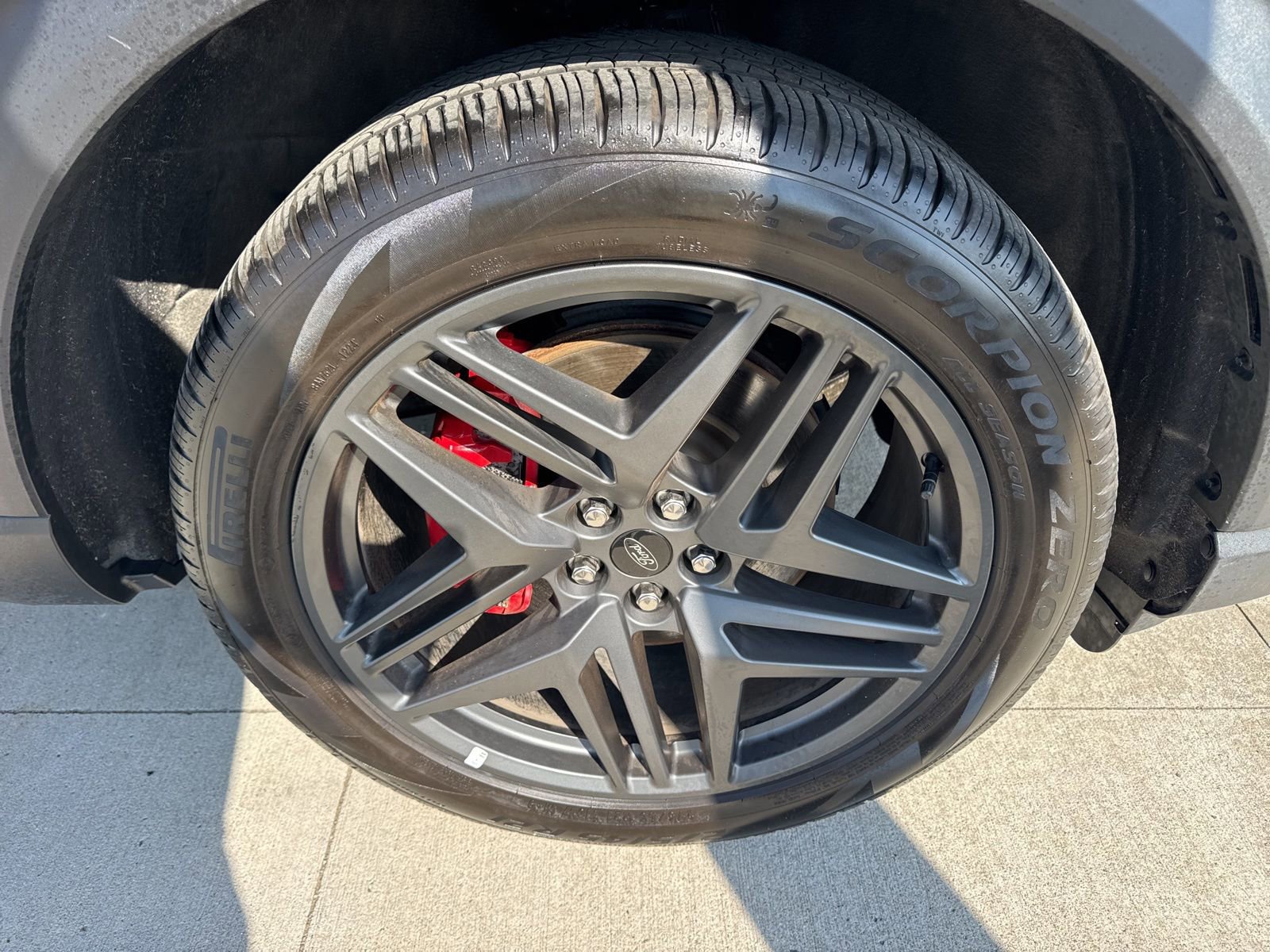 Certified 2025 Ford Explorer ST-Line w/ Premium Package image 23