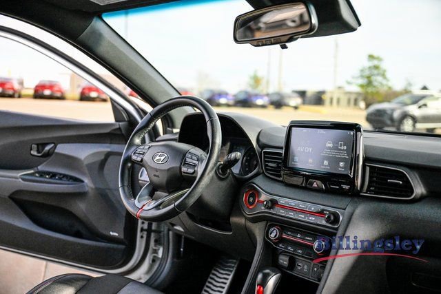 Used 2020 Hyundai Veloster Turbo image 14