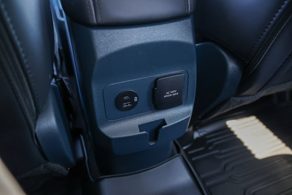 Certified 2024 Ford Maverick Lariat w/ Black Appearance Package FWD image 28