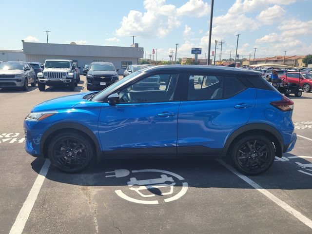 Used 2022 Nissan Kicks SV FWD image 8