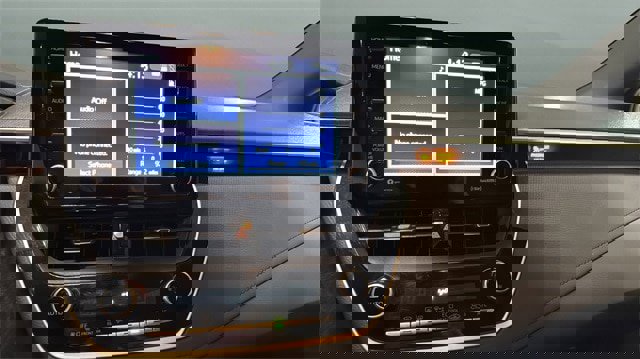 Used 2022 Toyota Corolla SE image 12