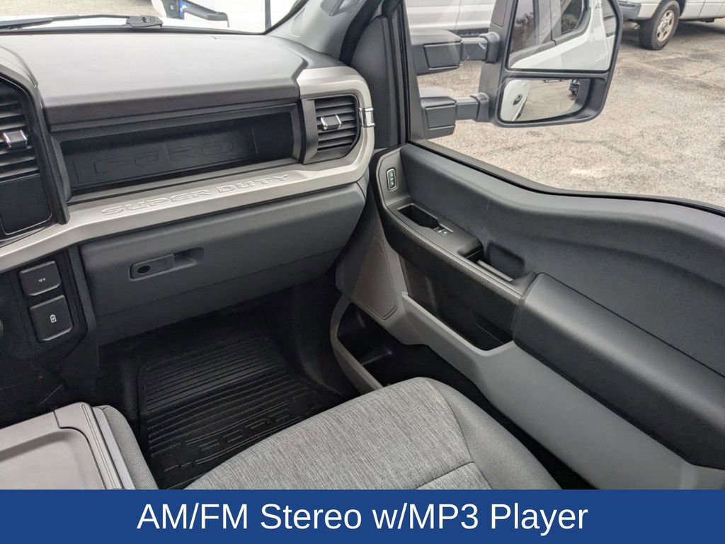 Certified 2023 Ford F250 XL w/ XL Chrome Package image 18