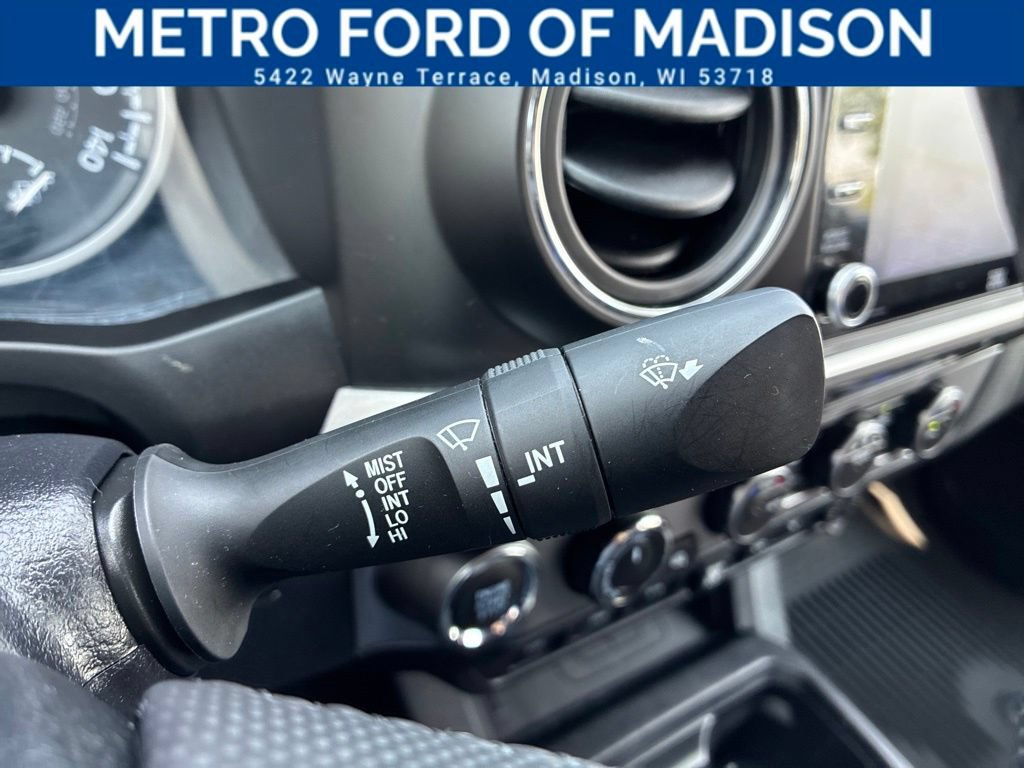 Used 2021 Toyota Tacoma Limited AWD/4WD image 37