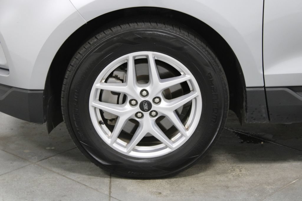 Certified 2024 Ford Edge SEL AWD/4WD image 17