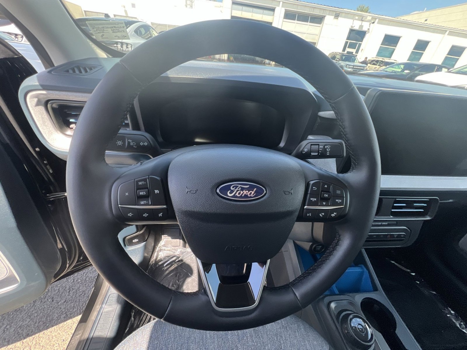 Certified 2025 Ford Maverick XLT w/ XLT Luxury Package AWD/4WD image 24