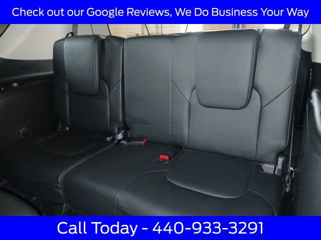 Used 2024 Nissan Armada SL w/ Captain's Chairs Package image 37