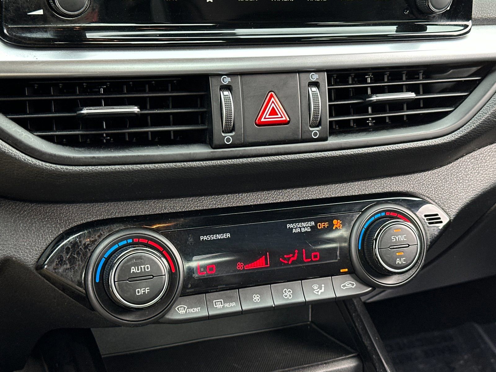 Used 2023 Kia Forte GT-Line image 19