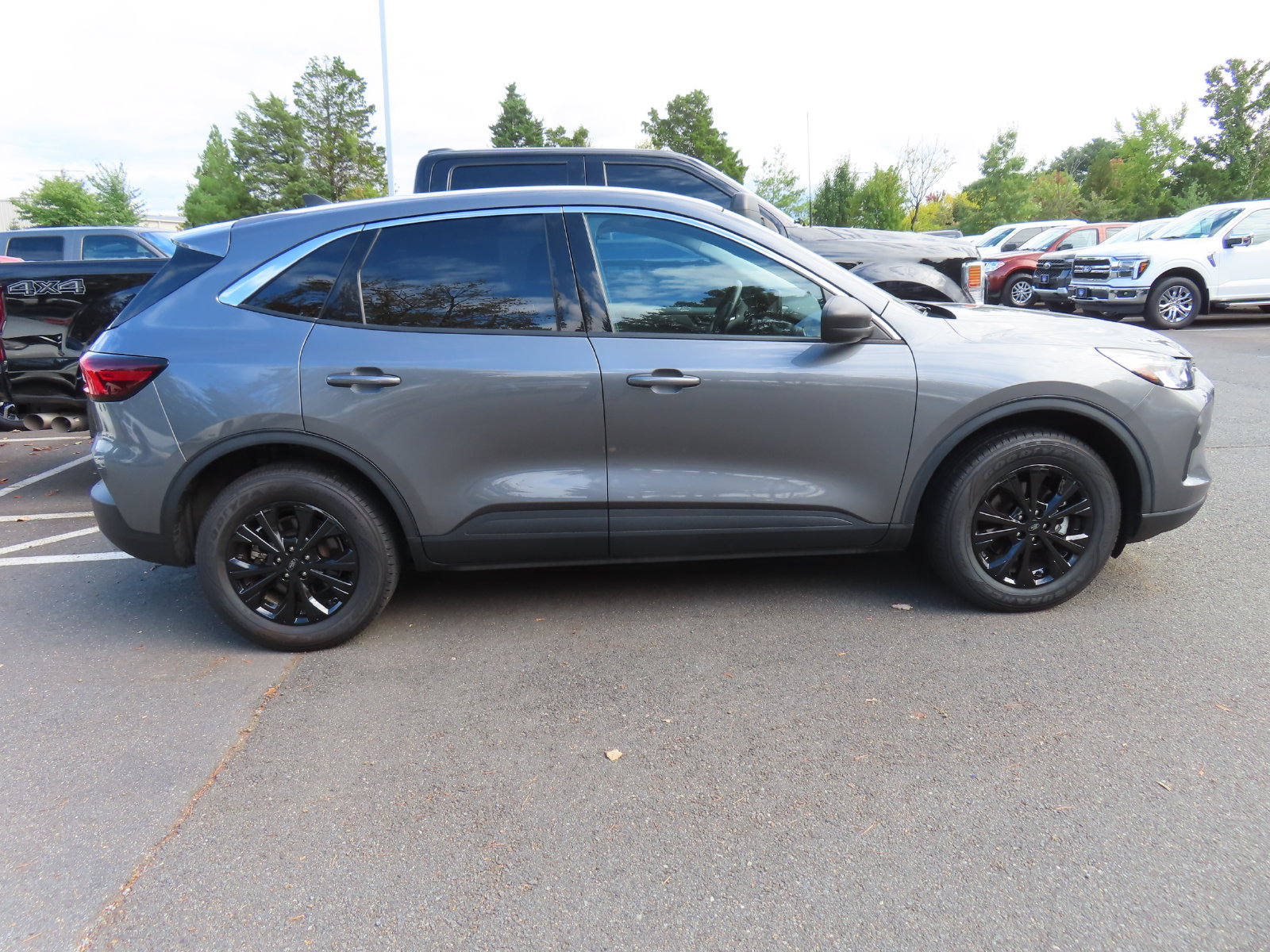 Certified 2024 Ford Escape Active AWD/4WD image 4