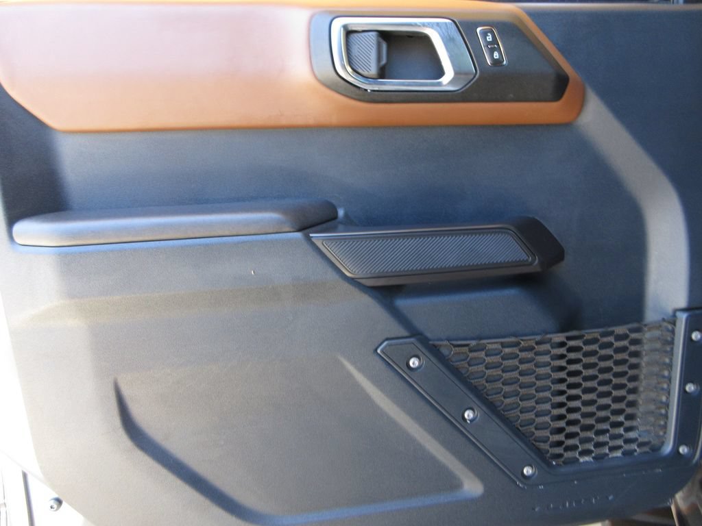 Certified 2024 Ford Bronco Outer Banks AWD/4WD image 9