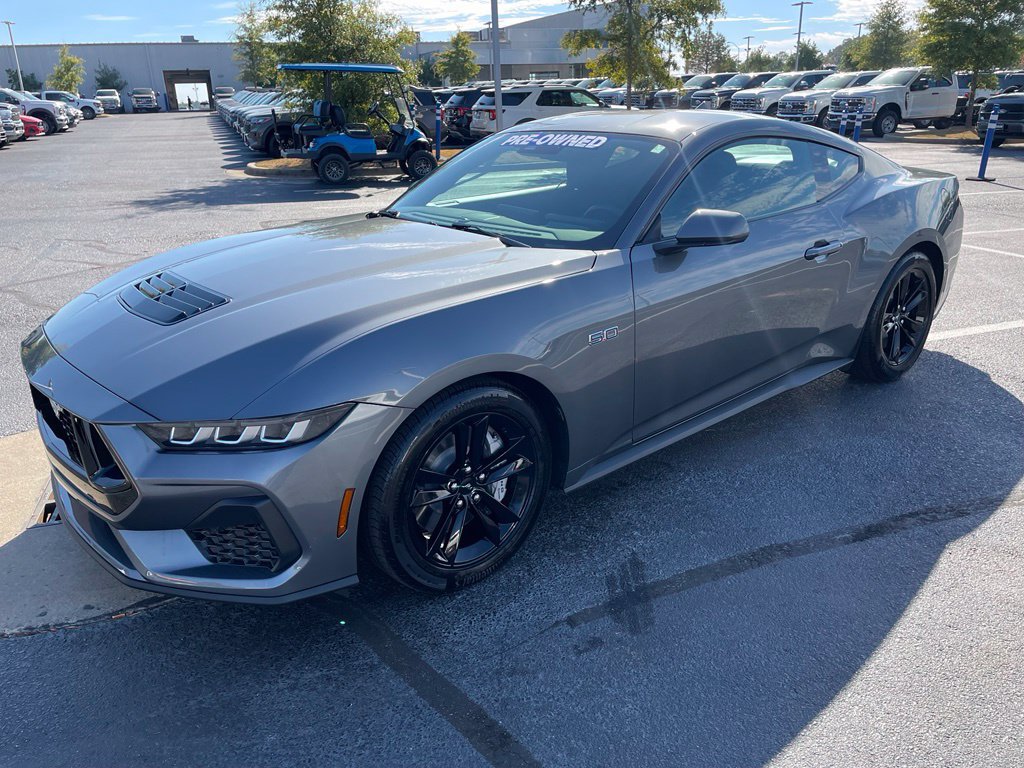 Certified 2025 Ford Mustang GT RWD image 3