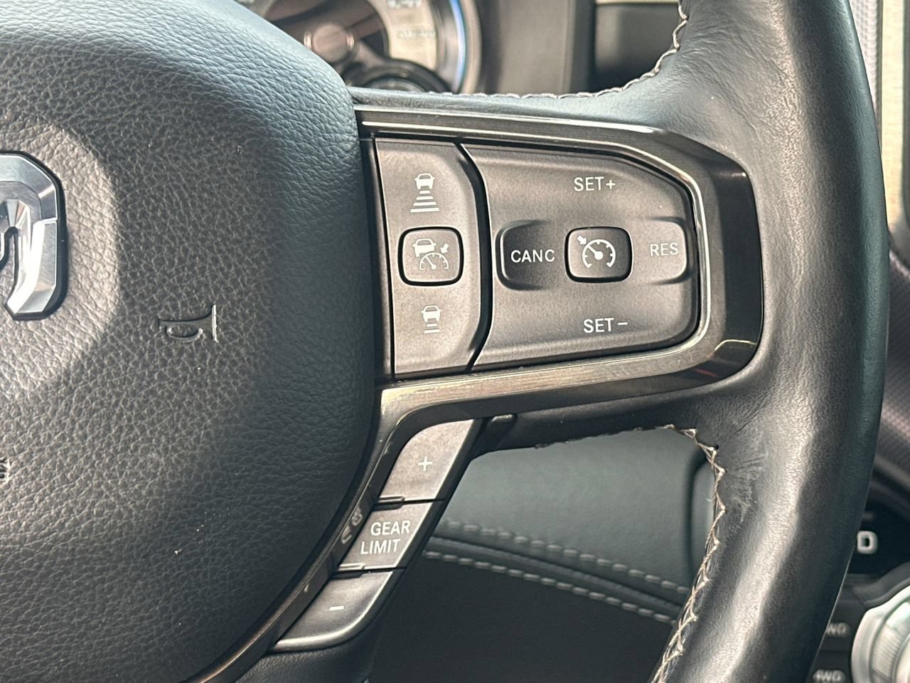 Used 2019 RAM 1500 Limited AWD/4WD image 27