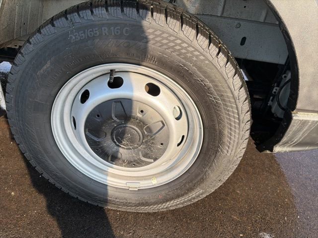 Certified 2025 Ford Transit 250 148 Medium Roof image 5