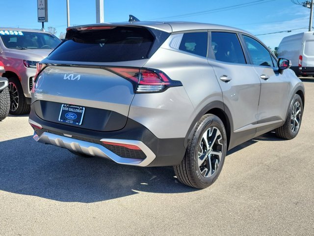 Used 2024 Kia Sportage EX image 6