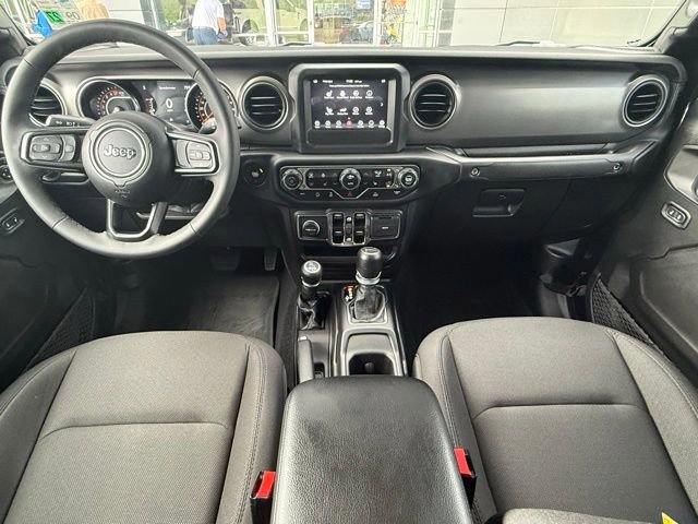 Used 2023 Jeep Gladiator Willys image 16