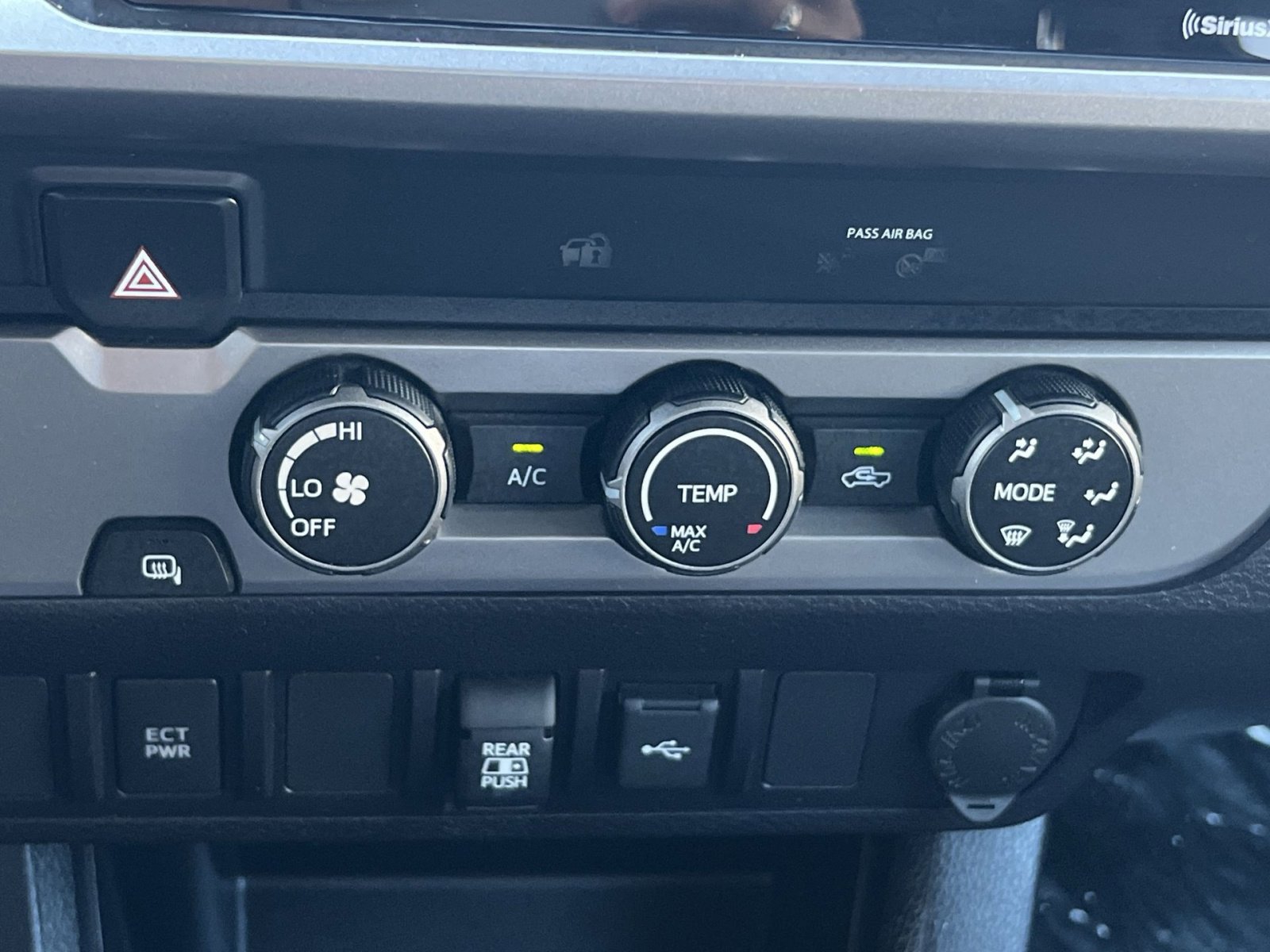 Used 2020 Toyota Tacoma SR5 image 21