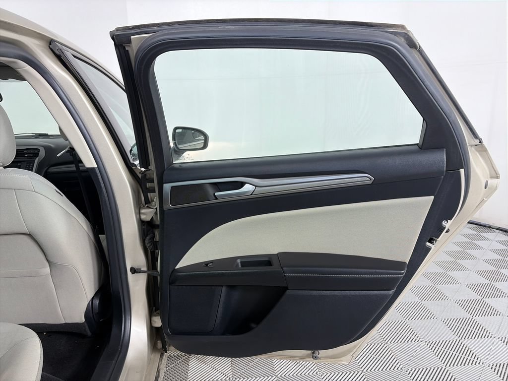 Certified 2018 Ford Fusion S FWD image 26