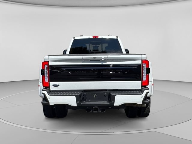 Certified 2026 Ford F450 Platinum w/ FX4 Off-Road Package AWD/4WD image 4