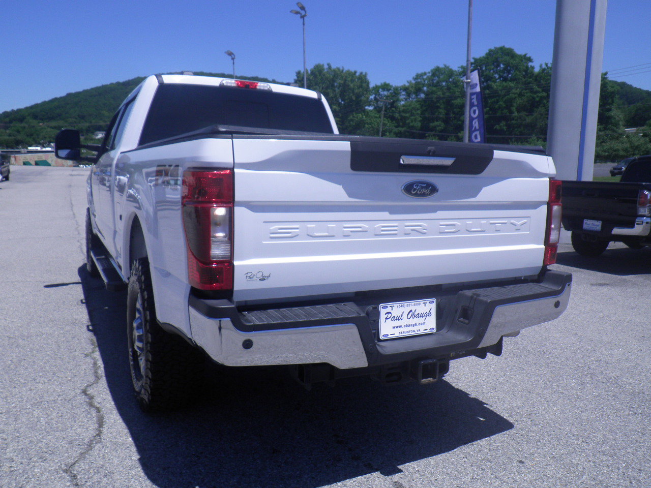 Certified 2022 Ford F350 XLT w/ XLT Premium Package AWD/4WD image 5